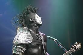 Une tournée européenne est organisée pour l'année 2009, et une mondiale pour l'année 2010. Limp Bizkit S Wes Borland Lands Home Renovation Show