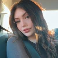 Jade Ashley's Instagram, Twitter & Facebook