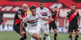Matheus vargas, marlon freitas, william maranhão e gustavo ferrareis; Atletico Go 2 X 1 Sao Paulo Sp Campeonato Brasileiro De Futebol Serie A 2020 Confederacao Brasileira De Futebol