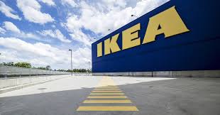 Kungens kurva ligger i huddinge, strax söder om stockholm. How Ikea Became The World S Largest Furniture Retailer Payspace Magazine