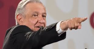 Más de 650 periodistas, cineastas, escritores y científicos exigen a AMLO  no alimentar más el rencor