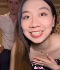 He secretly learnt Chinese to propose 💛