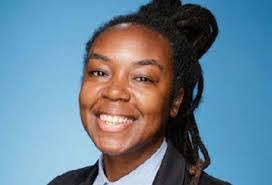 Kym Carter's Instagram, Twitter & Facebook