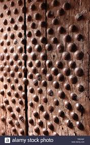 Https C7 Alamy Com Compfr Trekgf Porte En Bois Cloutee En Ethiopie Ancienne Trekgf Jpg Printed Rugs Animal Print Rug Home Decor