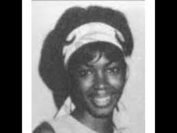 Jan Bradley's Instagram, Twitter & Facebook