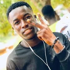 Kelvin Quartey (@KelvinQuartey14)