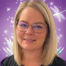 Leanne Mccoy's Instagram, Twitter & Facebook