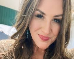 Deborah Dalessio's Instagram, Twitter & Facebook