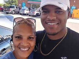 Toni Proctor's Instagram, Twitter & Facebook