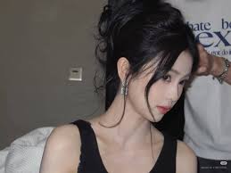 Wishi and my character in harvest!! :DD yusss ÙWÚ ♡♡♡♡♡♡♡♡♡ Укусить Тебя.  The aftermath of my copic and touch markers XDD.