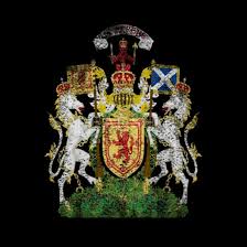 Das eigentliche königliche wappen schottlands ist zeigt in goldenem schild einen blaubewehrten roten löwen innerhalb eines doppelten roten lilienbordes. Scottish Wappen Schottland Symbol Manner T Shirt Spreadshirt