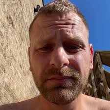 What sound settings do you use, and why? I have surround sound, and can  never decide between 7.1 uncompressed and DTS Digital Surround.