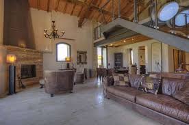 Ristrutturare Una Vecchia Cascina Nel 2020 Arredamento Rustico Moderno Arredamento Rustico Rustico Moderno