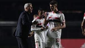 Jesus sabe como ele joga, pelo lado esquerdo do. Jogos De Hoje Confira O Futebol Deste Sabado 17 De Julho