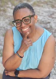 Keisha Perry's Instagram, Twitter & Facebook