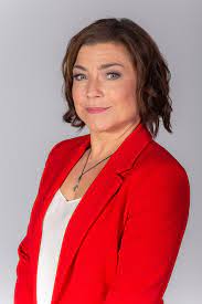 Im september werden 200 neue folgen in lüneburg gedreht. Claudia Schmutzler Wikipedia
