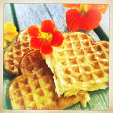 «reklame for @meny_matglede 25.mars er den store vaffeldagen, så i. Verdens Beste Vafler Og Litt Fra En Ganske Fin Helg Bollefrua