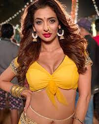 Heena father name is mahendra panchal, and her mother name is priya panchal. Heena Panchal Age Boyfriend Husband Family Biography More Contestant In