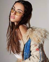 425ml madison beer product code: Madison Beer Veroffentlicht Neue Single Boyshit Magdeburger News Das Nachrichtenportal News Rund Um Magdeburg