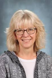 Amy Wink's Instagram, Twitter & Facebook