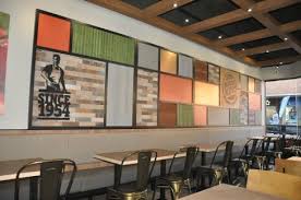 Burger King Goes Nostalgic With 20 20 Garden Grill Uk Store Design New Interior Design Store Design Bar Interior