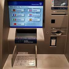 With more than 7000 atms, the cooperating banks' atm networks form the third largest atm network in. Deutsche Bank Filiale Geldautomat In Rath