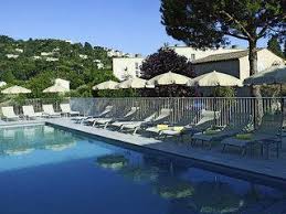 This sophisticated hotel features an outdoor pool, a fitness center and wi fi throughout the property. Cannes Urlaub Last Minute Reisen Mit Lastminute De