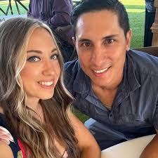 Disneyland hotel guests: separate security line for early entry?