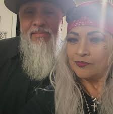 Hi everyone , three weeks post op, does your leg still swell?