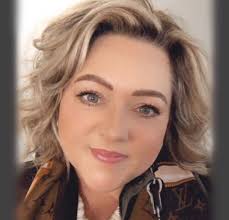 ISO: Available & Afforable Hairstylist for the beginning weeks of the month  of April. I am looking for a color and cut similar to below. I would like  the color to be