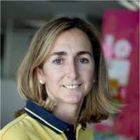 Carmen Spinola's Instagram, Twitter & Facebook