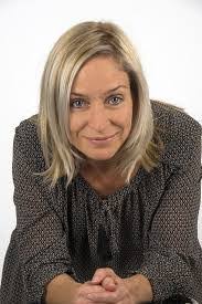 Peggy Dias's Instagram, Twitter & Facebook