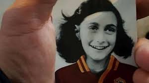Anne Frank: Rome removes anti-Semitic graffiti