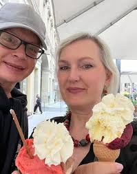 Ferienaktion 2023: Im Urlaub genießen unsere Leser Eis