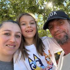 Are there many old school skateboarders around Geraldton?