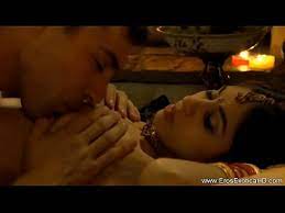 Half honey and half hurt;half honey and half injury;ban shi mi tang ban shi shang;bun si mat tong bun si seung;半是蜜糖半是傷 Exotic Love Lessons From India Xvideos Com