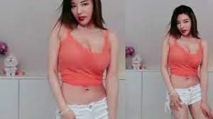 Go on to discover millions of awesome videos and pictures in thousands of other categories. Busty Bj Dance Youtube
