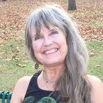 Dana Brekke's Instagram, Twitter & Facebook