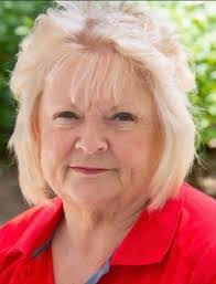 Sue Traynor's Instagram, Twitter & Facebook