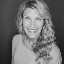 Tara Banks (@TaraLBanks)