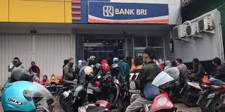 Bank rakyat indonesia (bri) yang didirikan di purwokerto, jawa tengah tahun 1895, saat ini membuka lowongan pekerjaan sebagai berikut bank bri kanca gunungsitoli, gunungsitoli. Terdaftar Di Eform Bri Co Id Ini Cara Mencairkan Blt Umkm Rp 1 2 Juta Halaman All Kompas Com