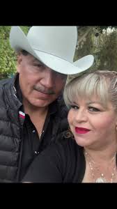 Marisol Vazquez 30 Años De Casados