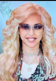 Aunt Dolly Saves the Day