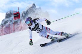 Born 18 june 1989) is an austrian former alpine ski racer and olympic gold medalist. Eva Maria Brem Und Anna Veith Freuen Sich Auf Das Heimrennen In Osttirol Ski Weltcup 2020 21 Aktuelle Nachrichten Und Informationen Zur Skiweltcup Wm Saison 2020 21