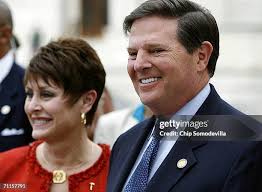 20 Tom Delay Prepares To Leave Congress Stock Photos, High-Res Pictures,  and Images