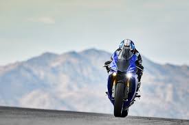 Yamaha indonesia bakal segarkan r1 di 2018. 2018 Yamaha Yzf R1 Images Hd Photo Gallery Of 2018 Yamaha Yzf R1 Drivespark