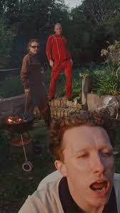 No Touch ft. Sue Tompkins is out now 🐶 Listen via link in bio. A kitchen  sink drama about isolation, loneliness and the grim ways we try to keep it  together. We