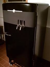 Kegerator Universo Cerveja Universo Cerveja Geladeira Cerveja Frigorifico Retro Cerveja