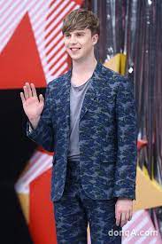 옷가게 직원 뺨을 때린 혐의로 경찰에 입건된 주한 벨기에 대사 부인의 폭행 장면이 담긴 폐쇄회로(cc)tv 영상이 20일 공개됐다. ì¤„ë¦¬ì•ˆ ë²¨ê¸°ì— ëŒ€ì‚¬ ë¶€ì¸ 2ë²ˆì§¸ í­í–‰ ì‚¬ê±´ í˜„ì§€ ì–¸ë¡ ì— ì œë³´í–ˆë‹¤