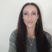 Kellie Acosta's Instagram, Twitter & Facebook